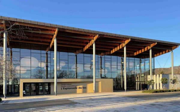 L'Esplanade du Lac