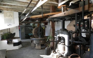 Fabrication huiles de noix et noisettes