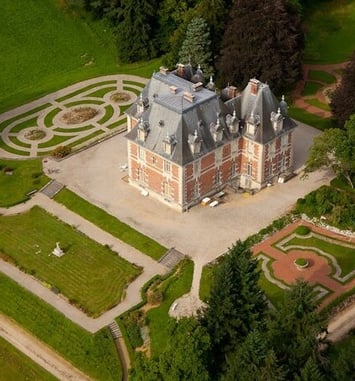 Visite du château de Joyeux et de ses parterres