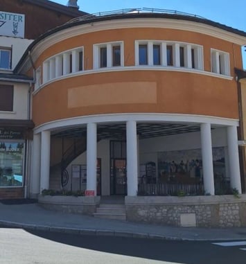 Visite guidée des Bains-douches Art déco de Mijoux