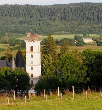 Visite du château de Champdor avec expositions et concert
